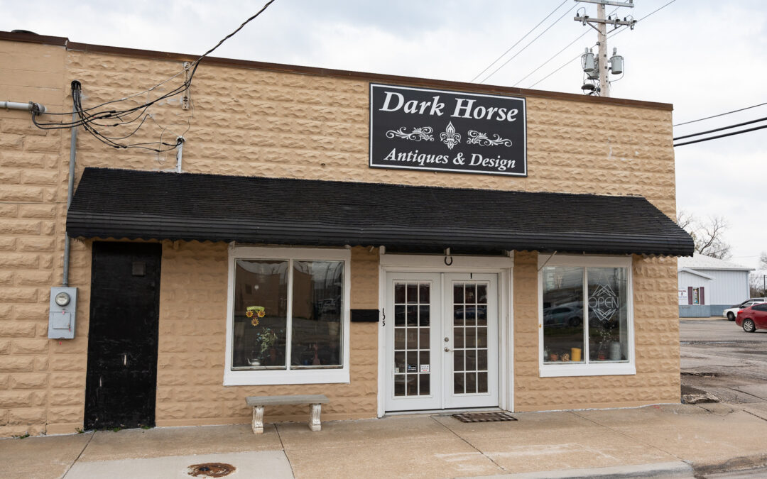 Dark Horse Antiques and Design